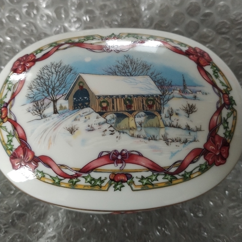 1991 Heritage House Melodies of Christmas-O Come All Ye Faithful Music Box - Picture 7 of 8